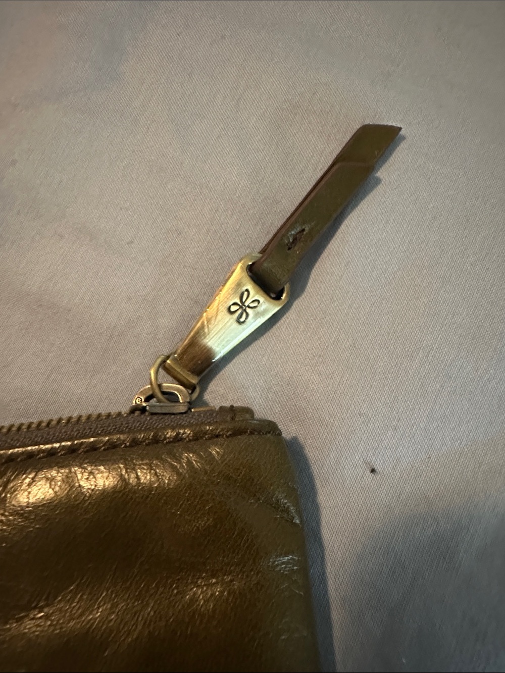 HOBO Olive Green Leather Wristlet Clutch - Picture 6 of 7